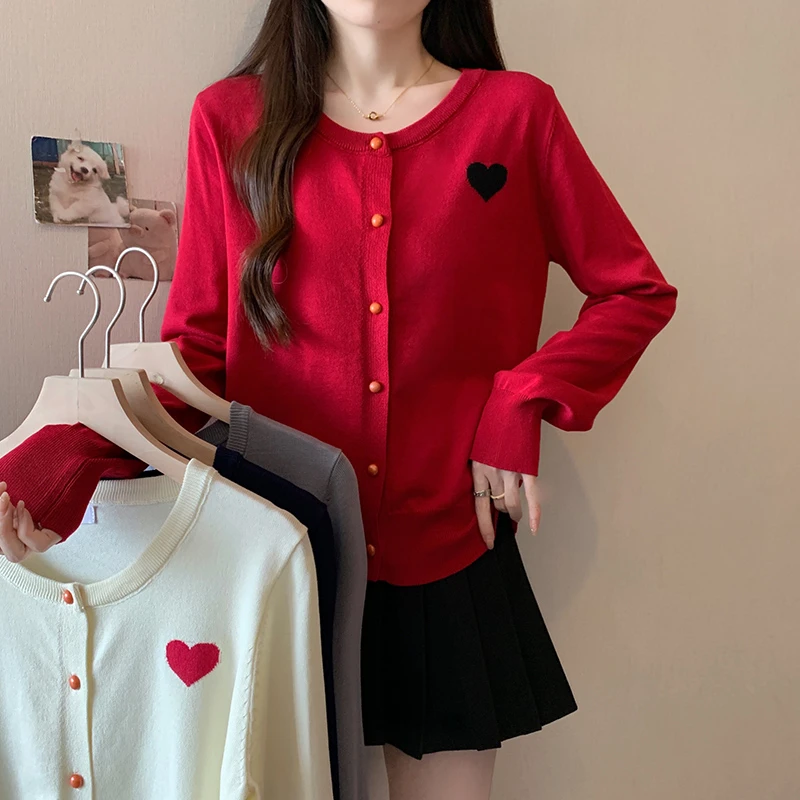 大码女装软糯纯色爱心针织开衫外套百搭显瘦毛衣