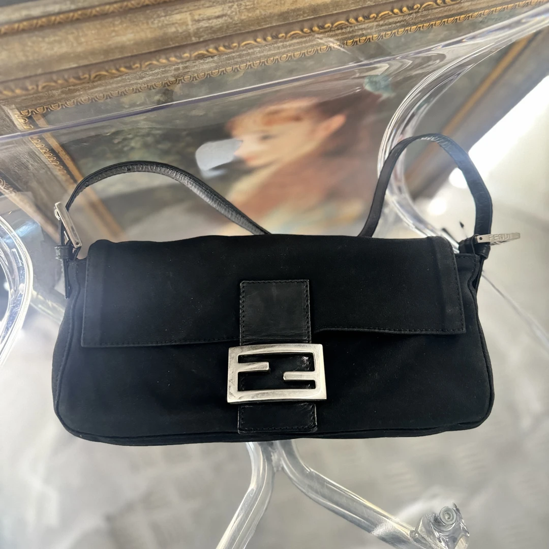 95新 FENDI/芬迪 复燃精选/黑银法棍单肩包