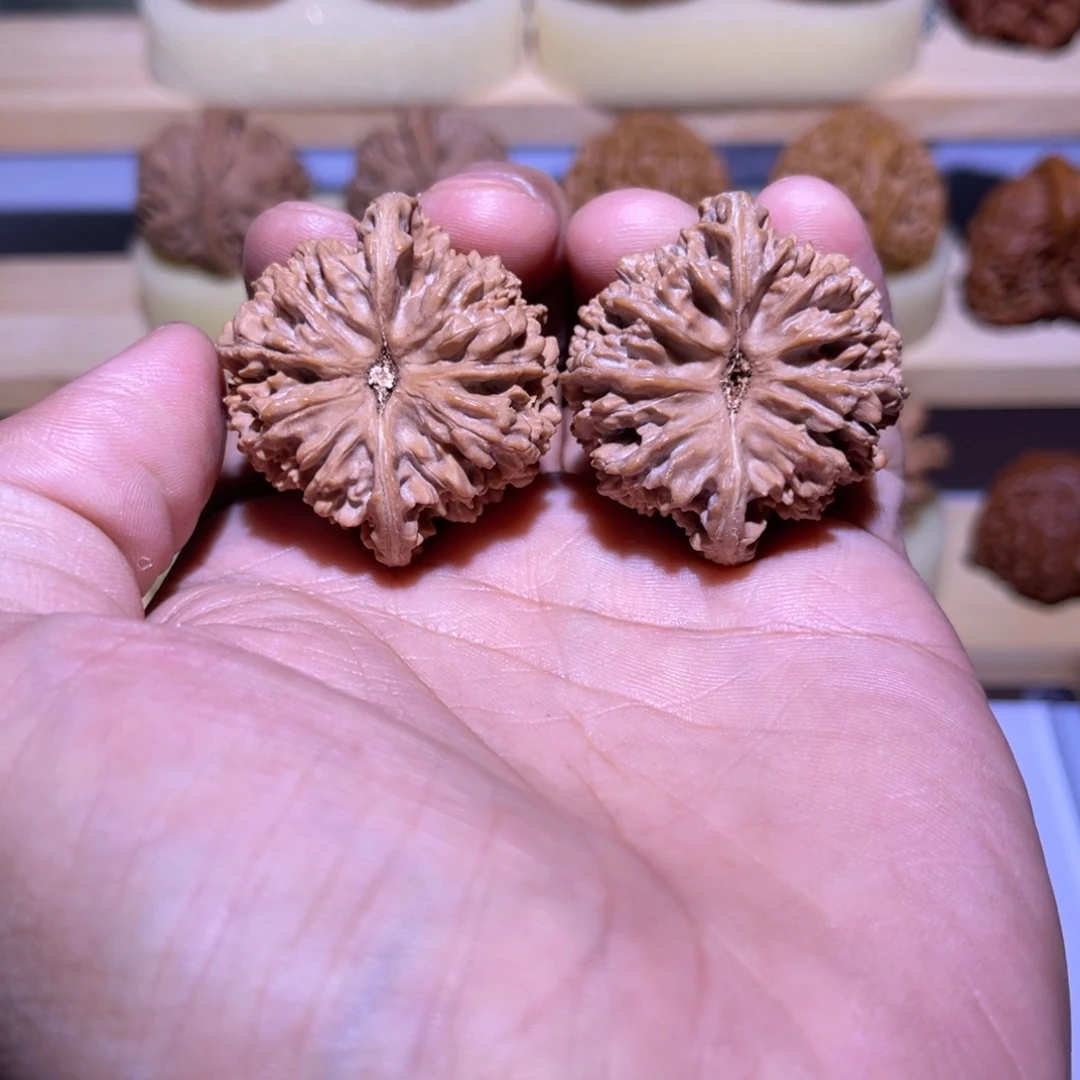 桃核吊坠40全品满天星