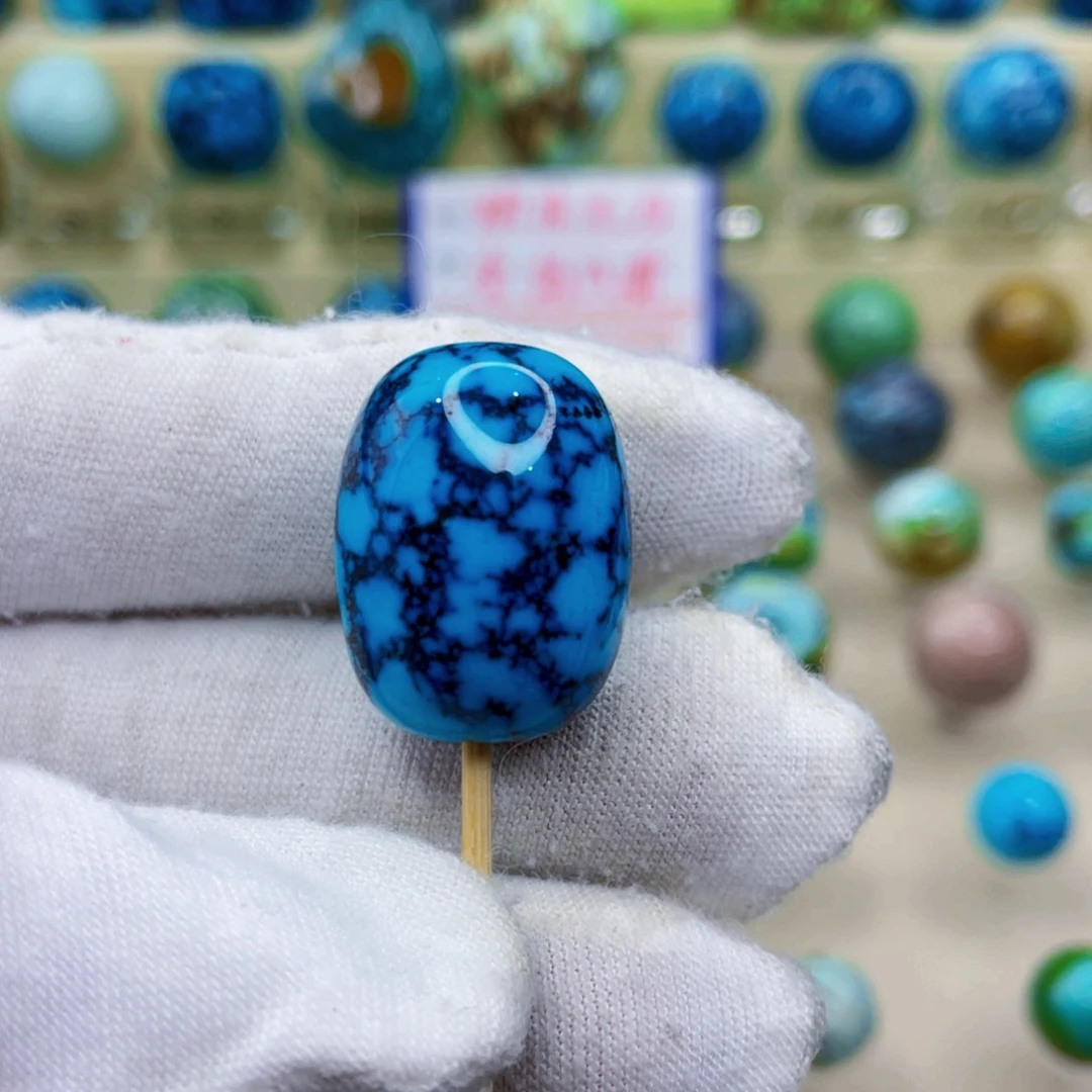 未镶嵌绿松石颈饰