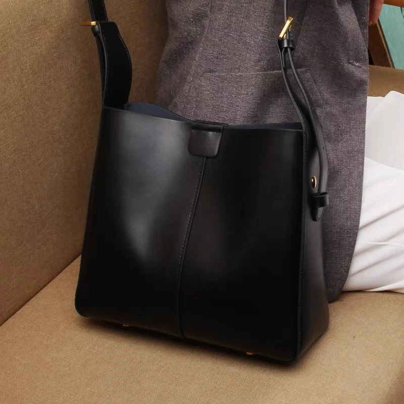 新款头层牛皮水桶包9973