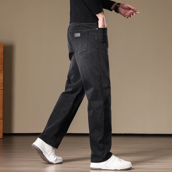 香港秋冬2025男士牛仔裤宽松直筒版高端感弹力舒适牛仔休闲男裤子