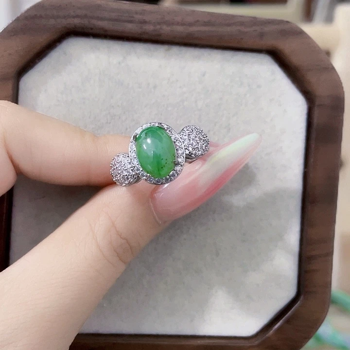 翡翠未镶嵌颈饰天然翡翠Ａ货