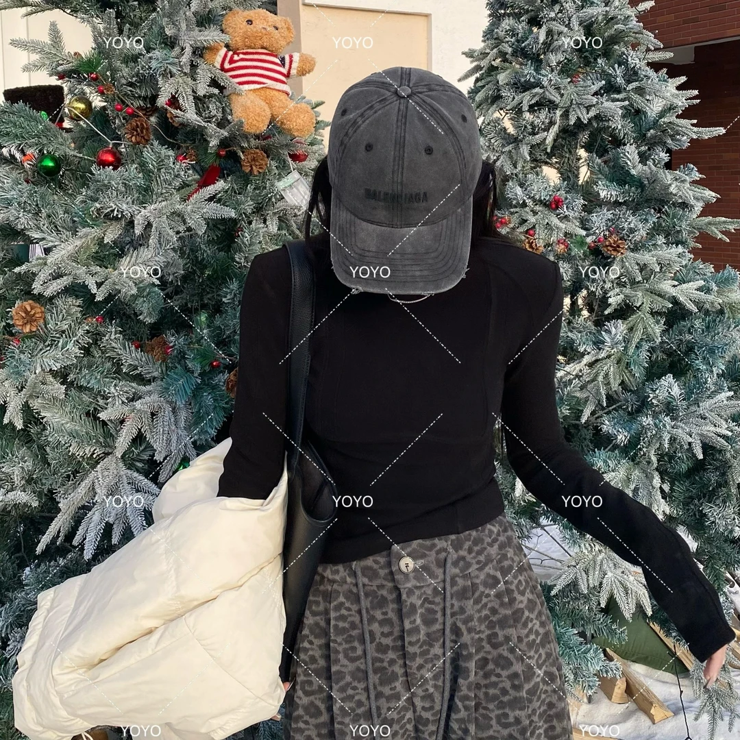 YOYO自制【漫画少女】磨毛长袖修身秋冬显瘦圆领保暖打底衫