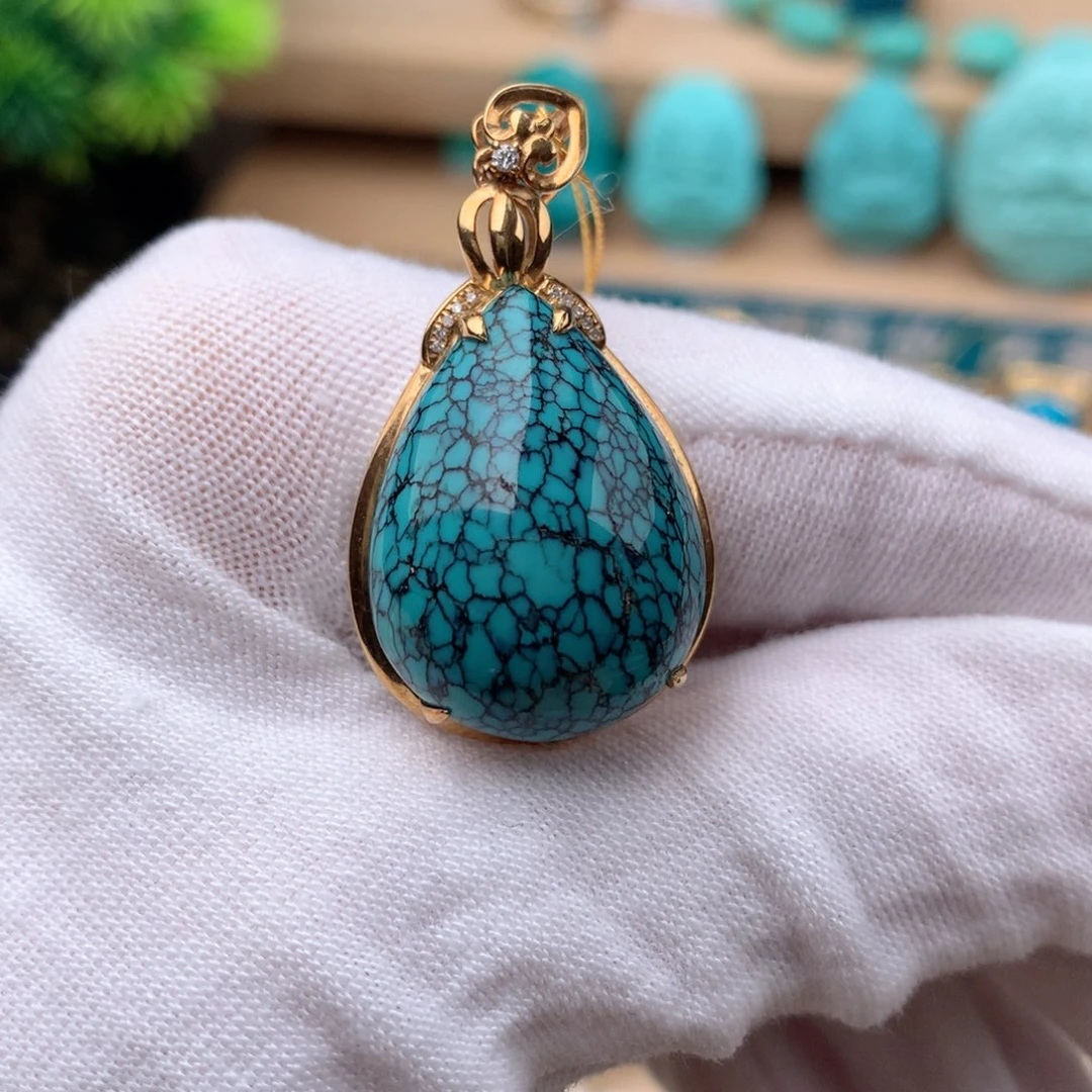 绿松石珠宝奇石18K金镶嵌