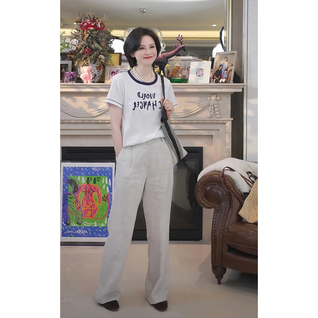 我是摩羯 刺绣字母T 汉麻雪花棉4万针3D立体刺绣夏T恤