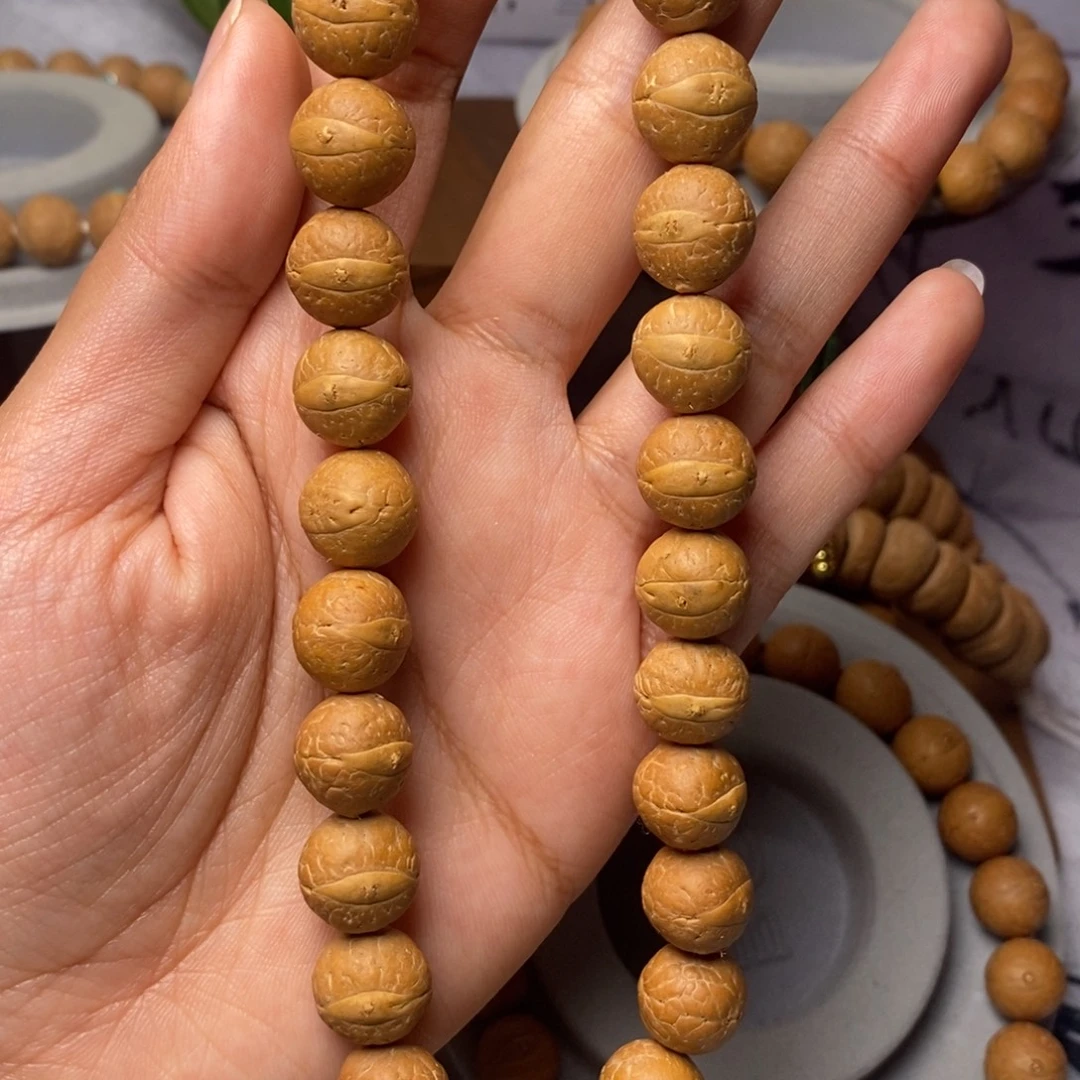 凤眼菩提吊坠手持