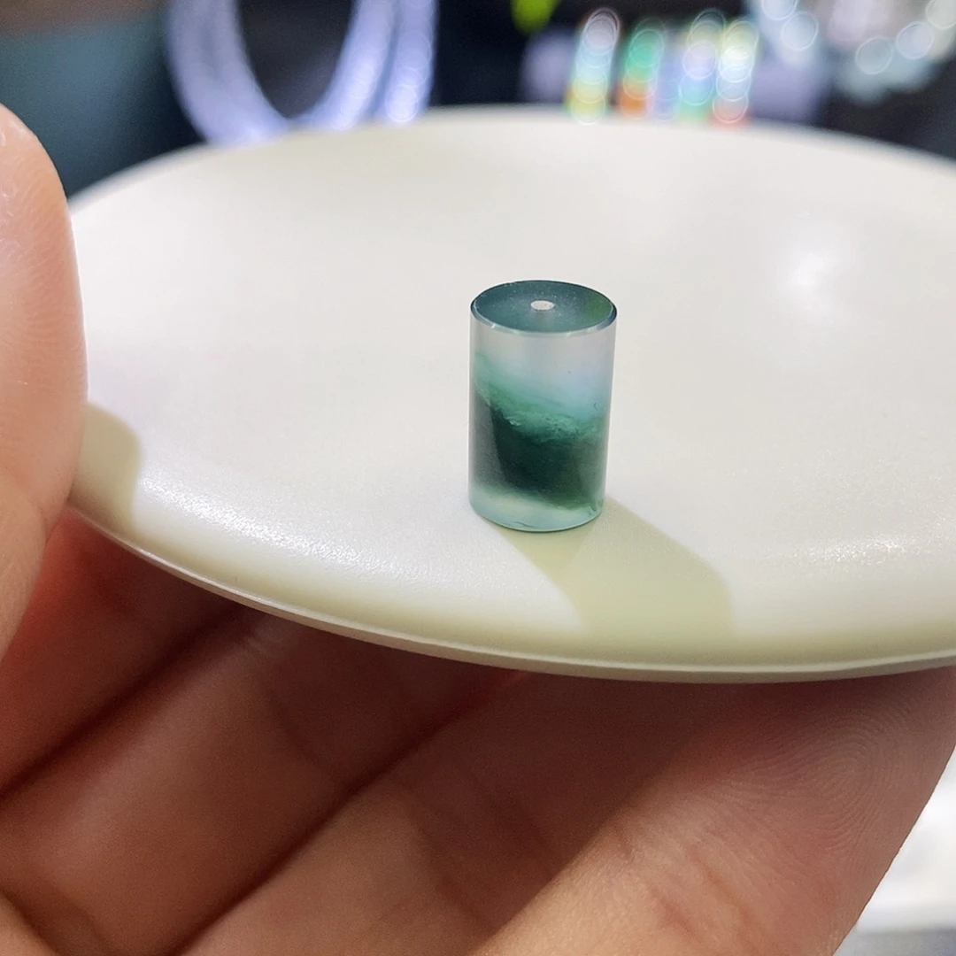 翡翠未镶嵌挂件特色桶珠