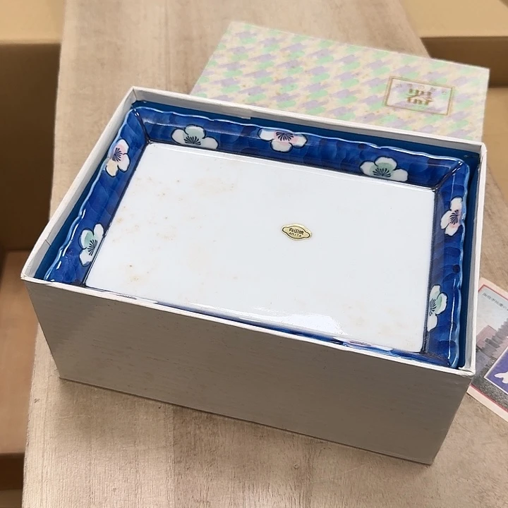 瓷片噗哈哈哈哈哈哈哈哈哈哈哈