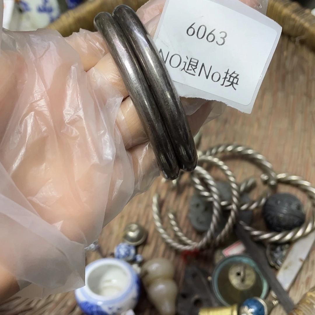 谦***.瓷片6063号工艺品