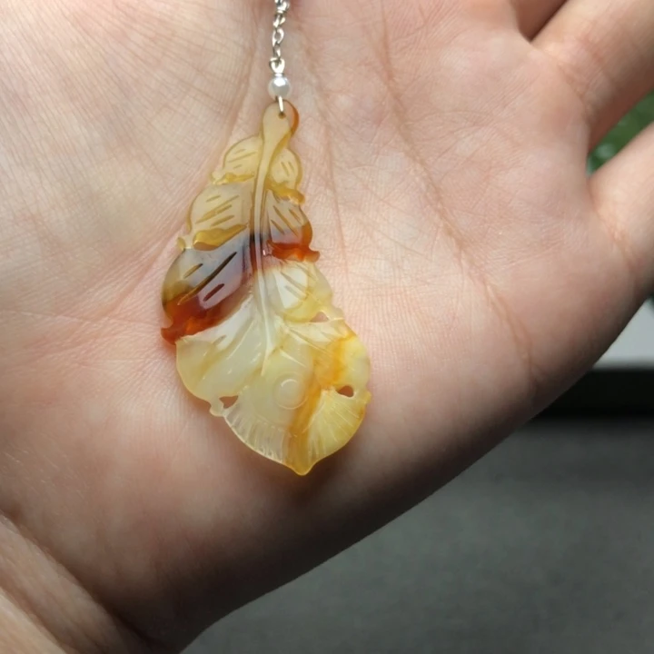 蛇纹石玉耳饰未镶嵌汐*血