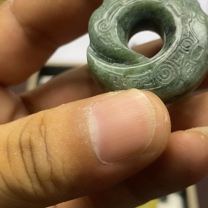 蛇纹石玉合金颈饰