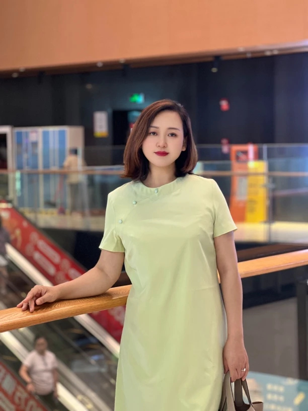 SHT休闲气质A字裙旗袍修身净色中裙女款显瘦常规袖短袖重磅桑蚕丝