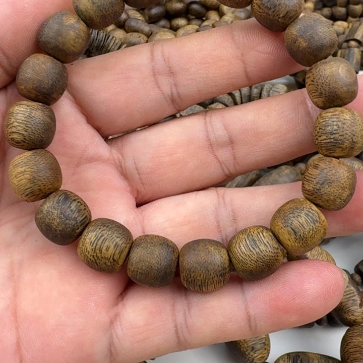 我***良沉香手串乌身手串9克