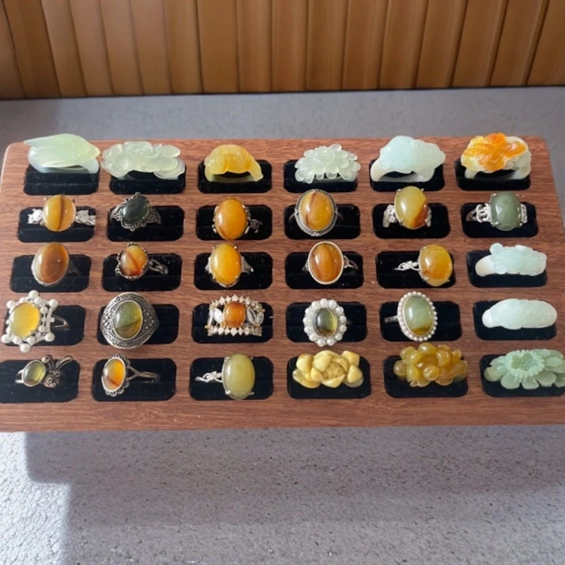 岫岩玉石花玉镶嵌和雕工精湛两款戒指下单联系客服纯银材质