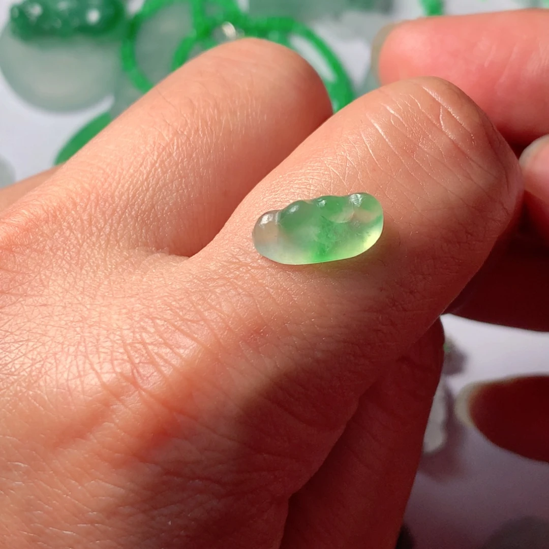 定制翡翠未镶嵌包工