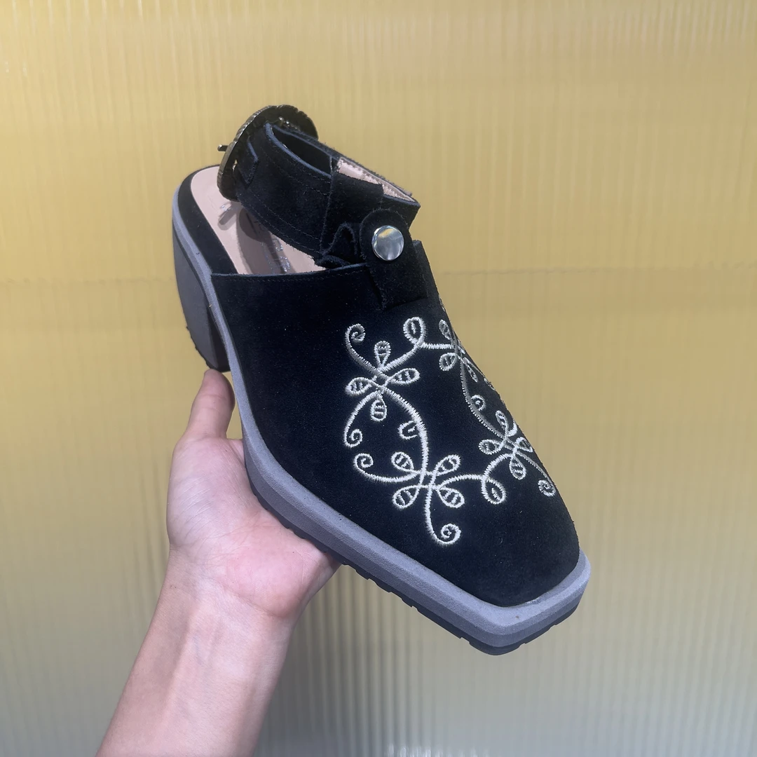 198-6女士女款包头凉鞋中跟时装朋克风包头时装凉鞋靴子