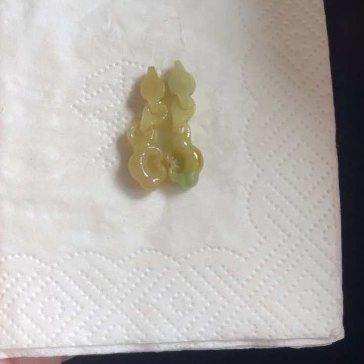 小****定制翡翠未镶嵌翡翠