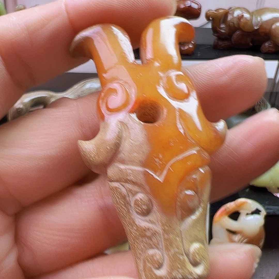 颈饰未镶嵌和田玉