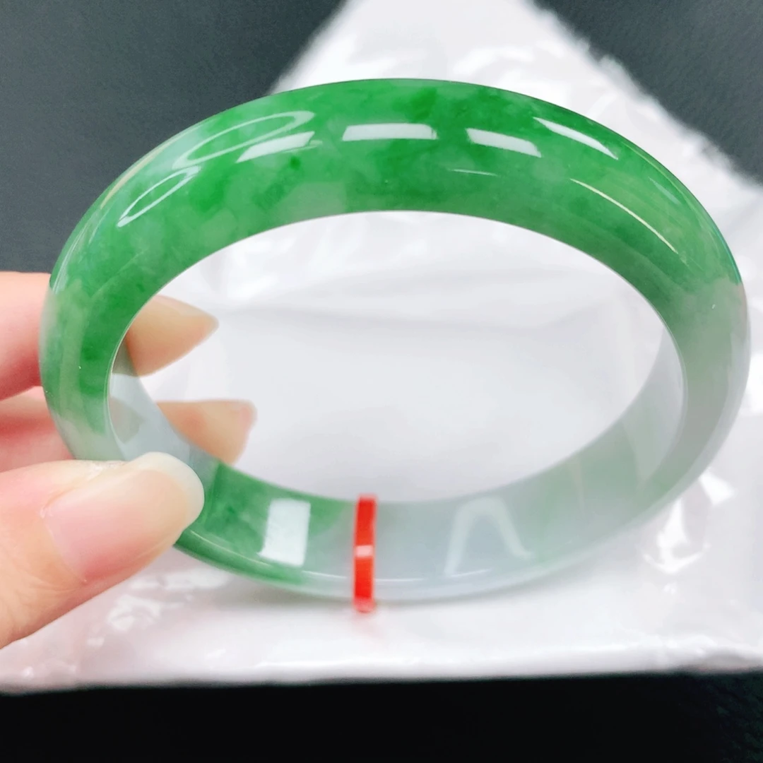 翡翠未镶嵌手镯59圈