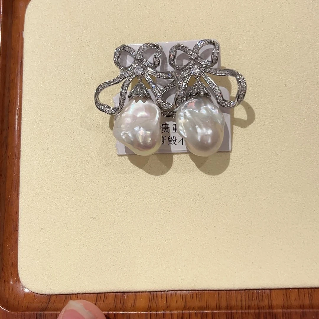 淡水珍珠耳饰合金