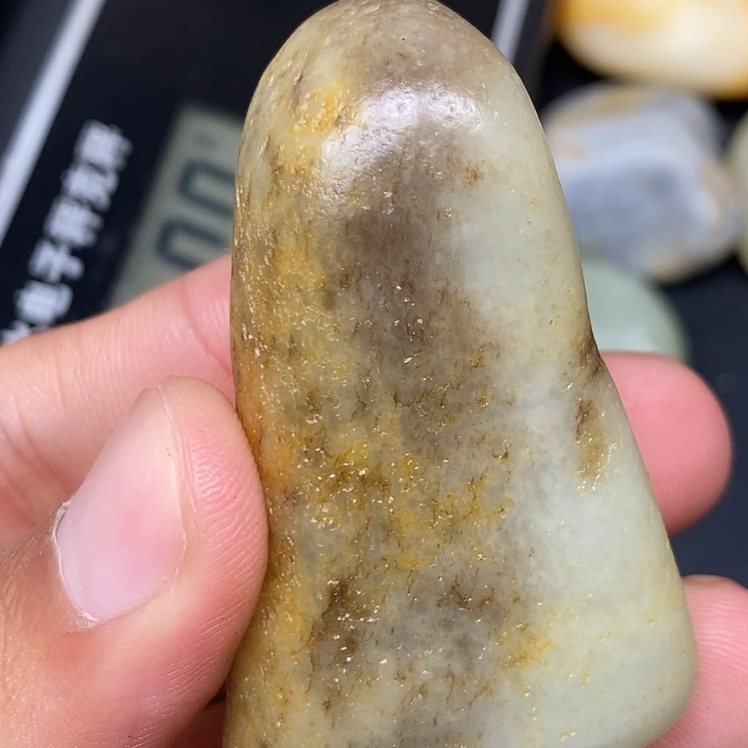 和田玉（糖玉）未镶嵌挂件