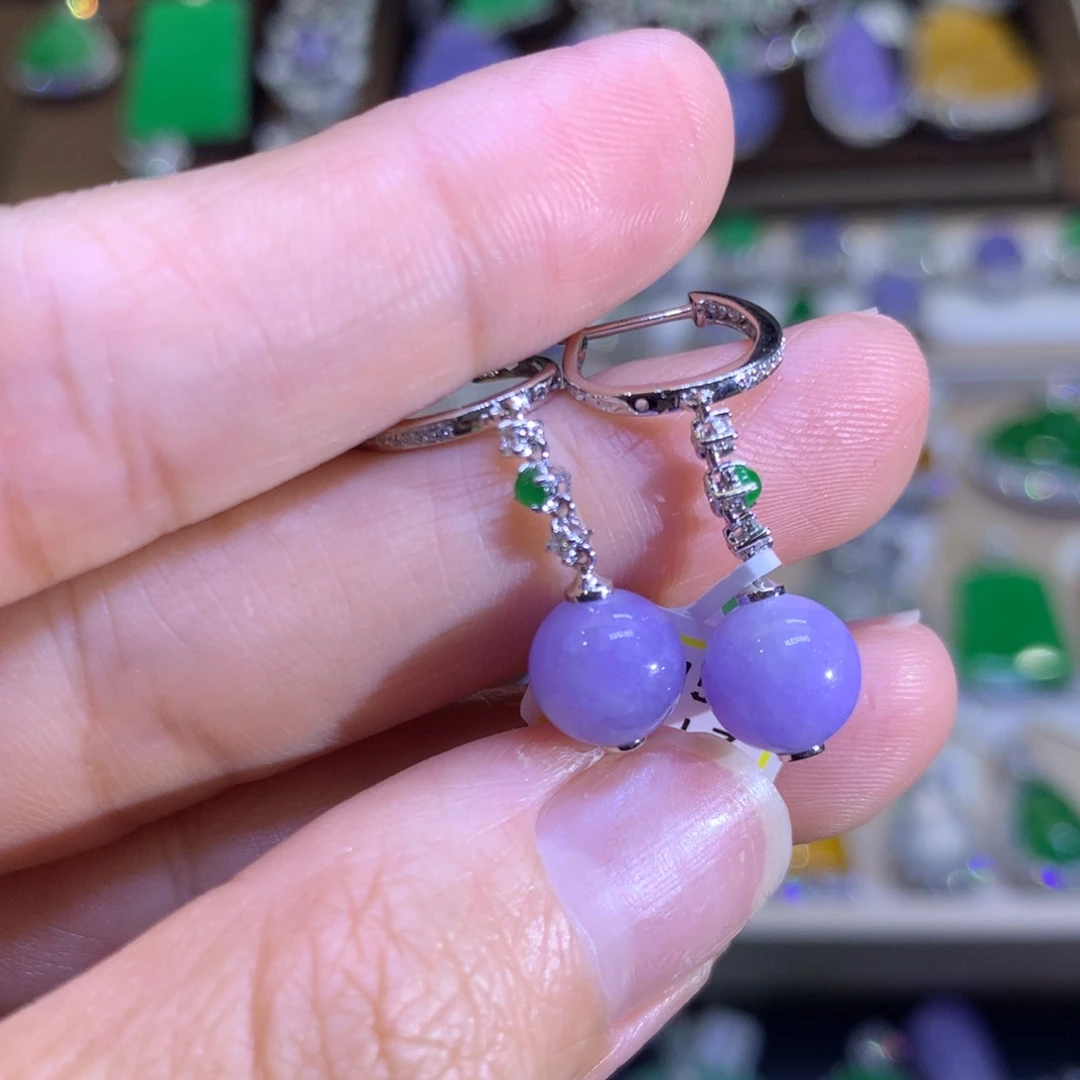 翡翠挂件18K金镶嵌翡翠