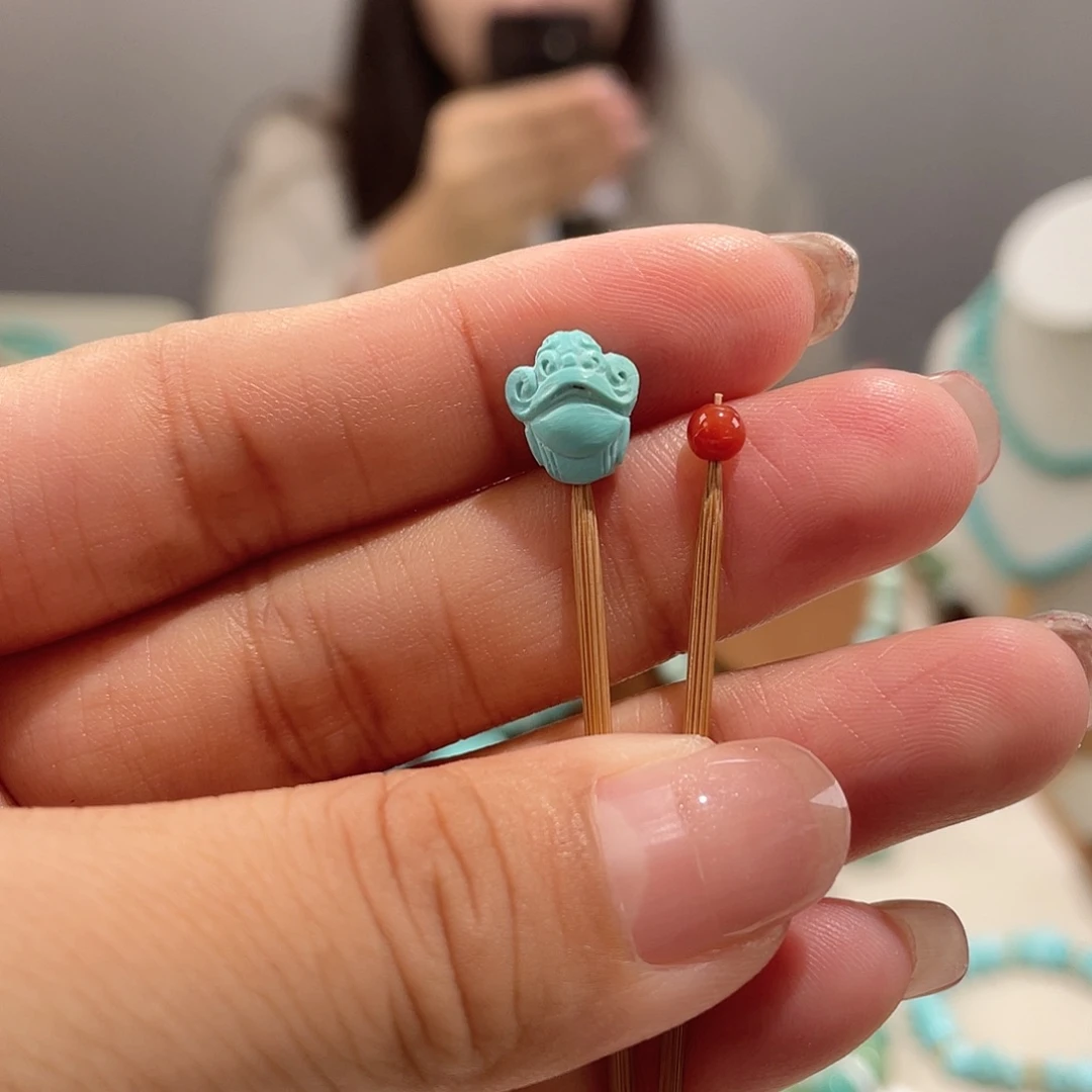 南红玛瑙未镶嵌财神