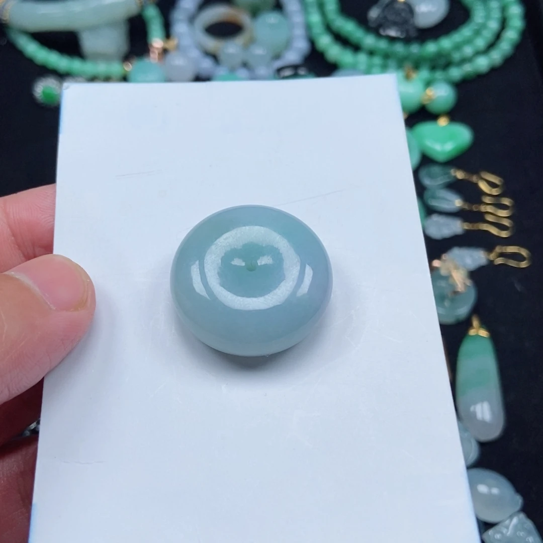 翡翠未镶嵌颈饰紫色扣子