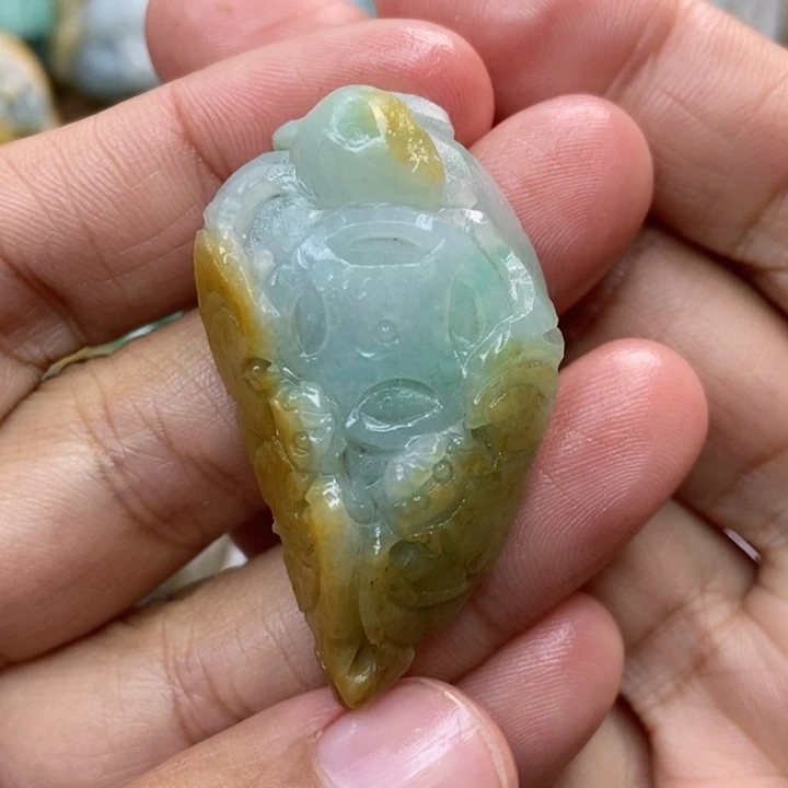 定制翡翠未镶嵌翡翠