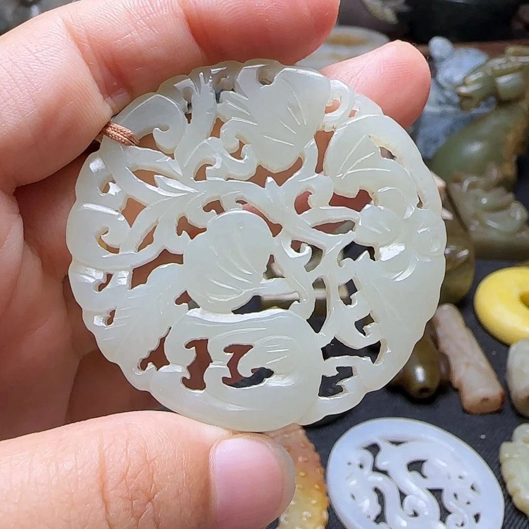 和田玉未镶嵌挂件