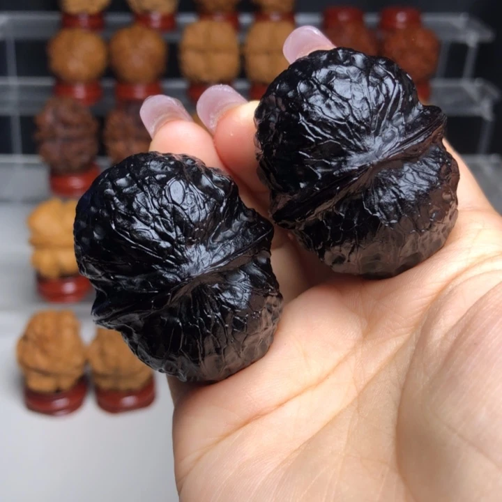 文玩核桃吊坠6玉罗汉