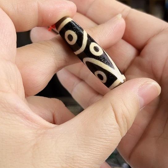 玛瑙/玉髓颈饰合金三**夭