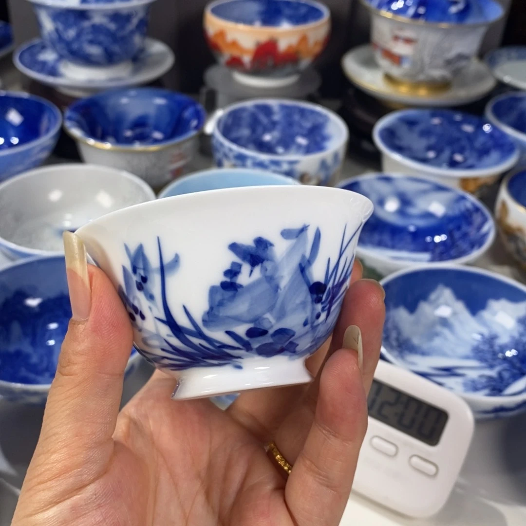 郑**古青花兰花主人杯杯