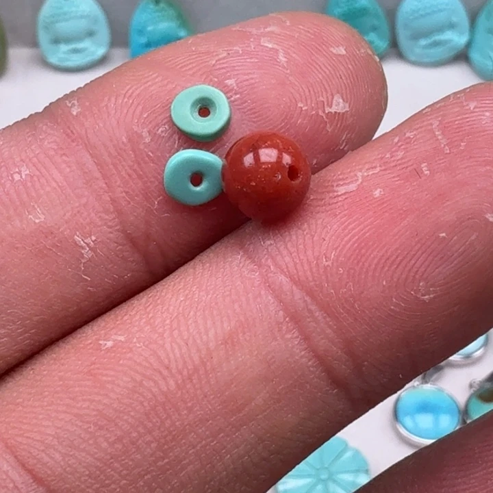 南红玛瑙未镶嵌珠宝奇石