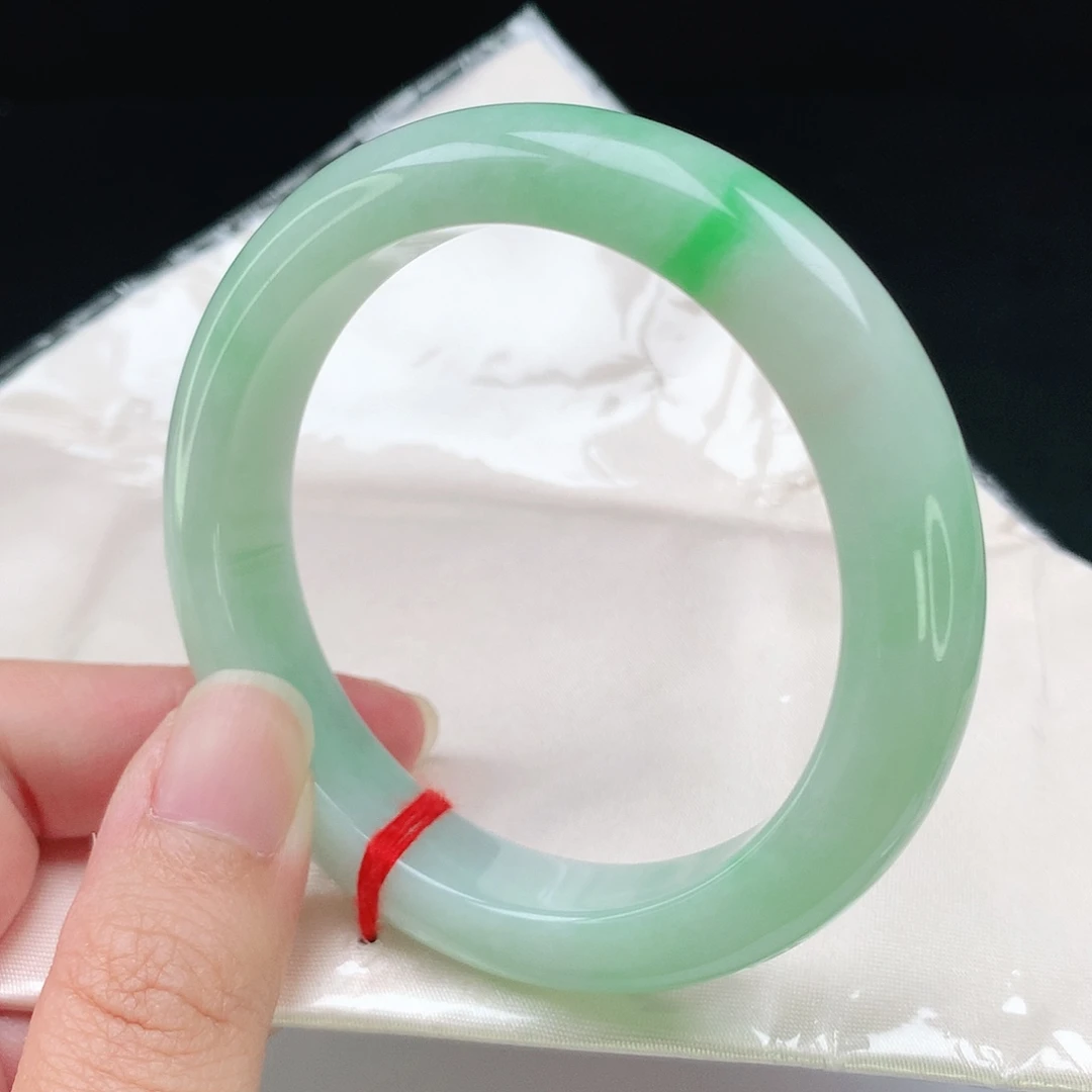 翡翠未镶嵌手镯56圈8810