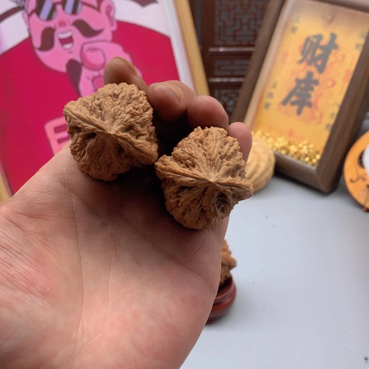 文玩核桃把件嗯*汪南疆