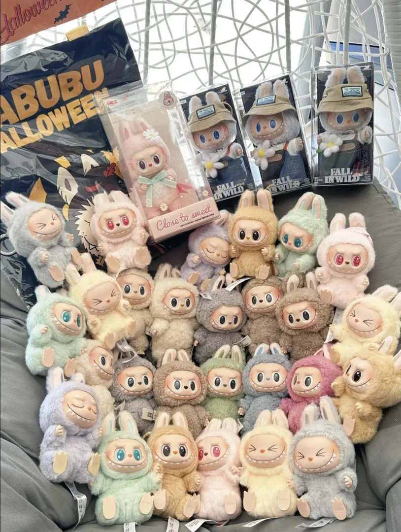 labubu拉布布全员集合  踩后2位  踩中带走对应的娃