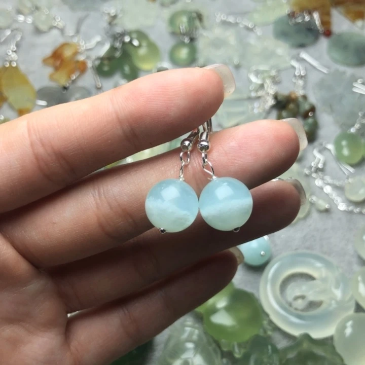 蛇纹石玉耳饰未镶嵌?****闻