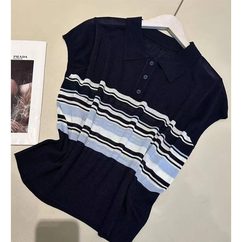 2025年法式气质设计感小众夏款翻领设计感时尚百搭短袖显瘦上衣女