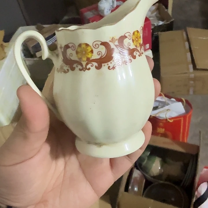 茶盏陶瓷盘子啥都有