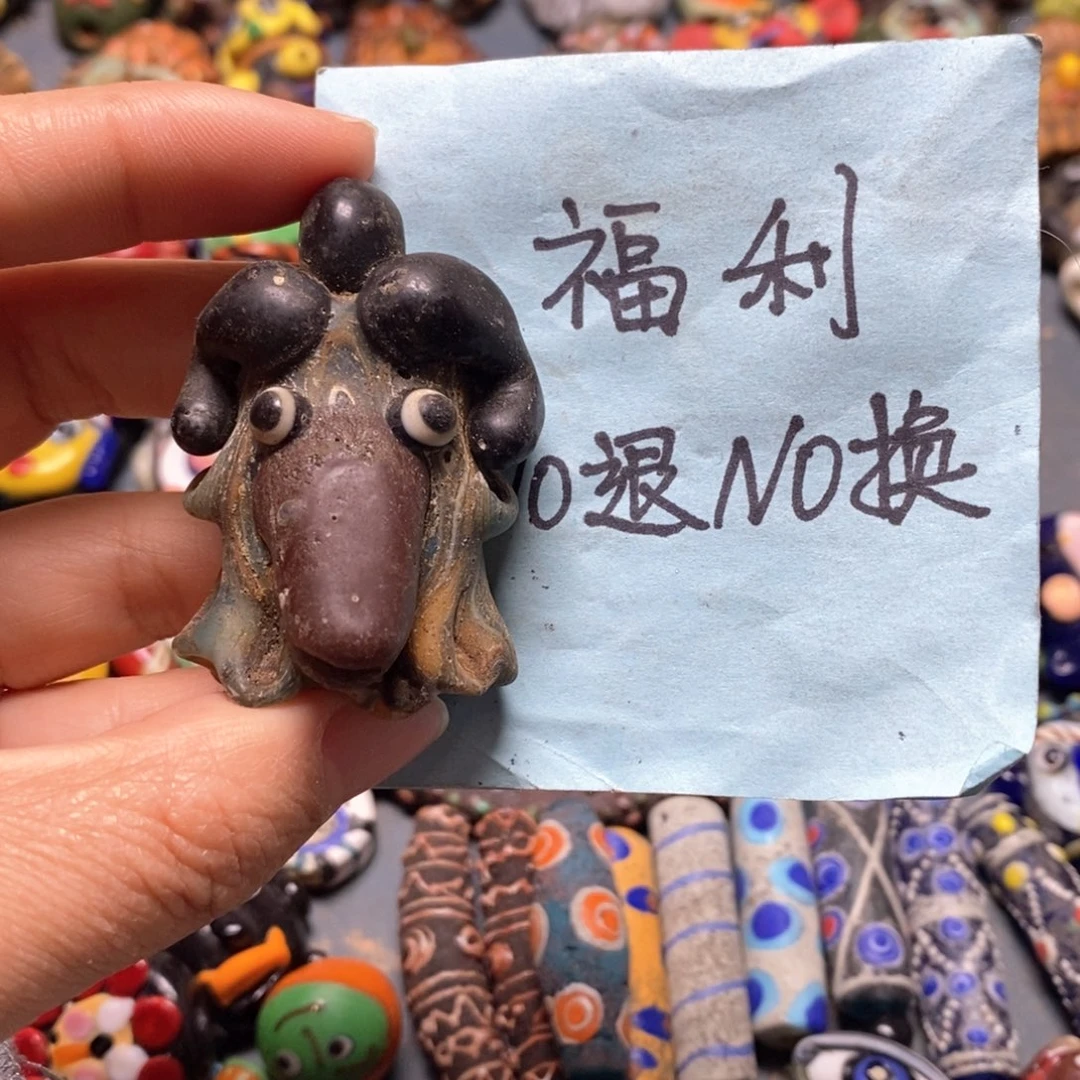 琉璃颈饰印度尼西亚羊头