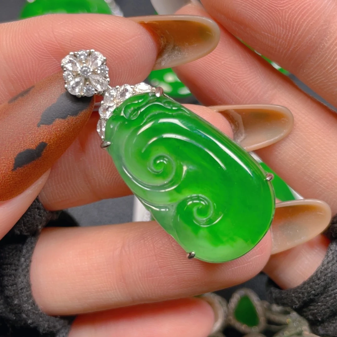 万***山翡翠银S925镶嵌吊坠(不含链)