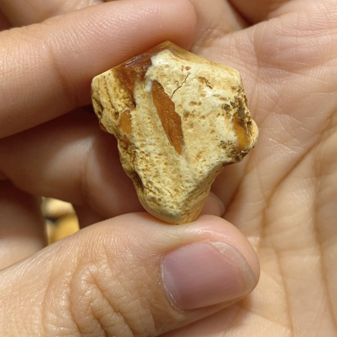 定制琥珀蜜蜡原石