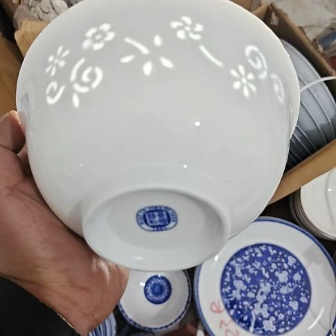 瓷玲珑白色6寸面碗6个微瑕疵