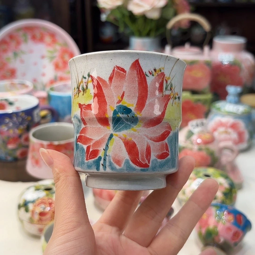 瓷片兔兔好可爱啊我