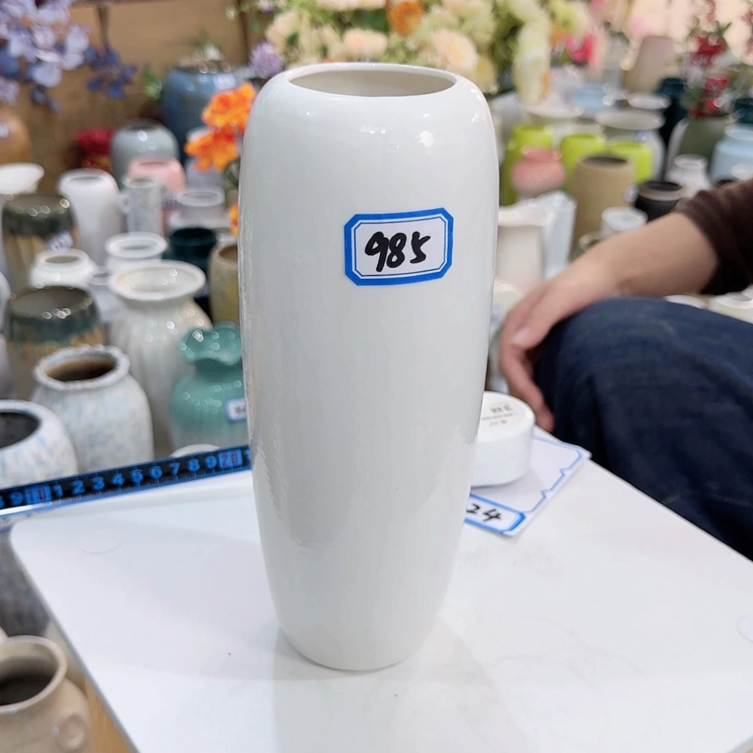 985号亮釉陶瓷高24厘米微瑕一个
