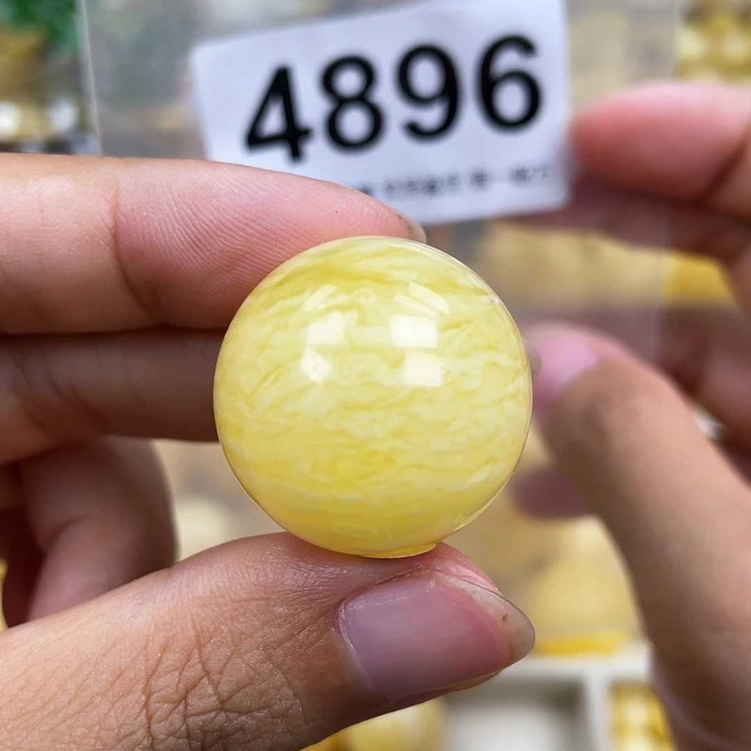 琥珀未镶嵌珠宝奇石24.3