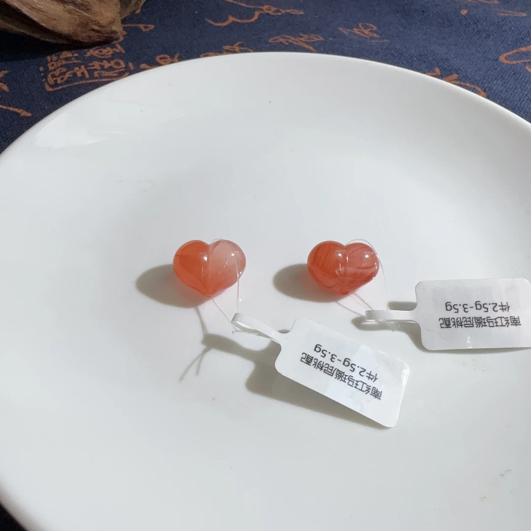 南红玛瑙屁桃配件2.5g-3.5g多样性发一