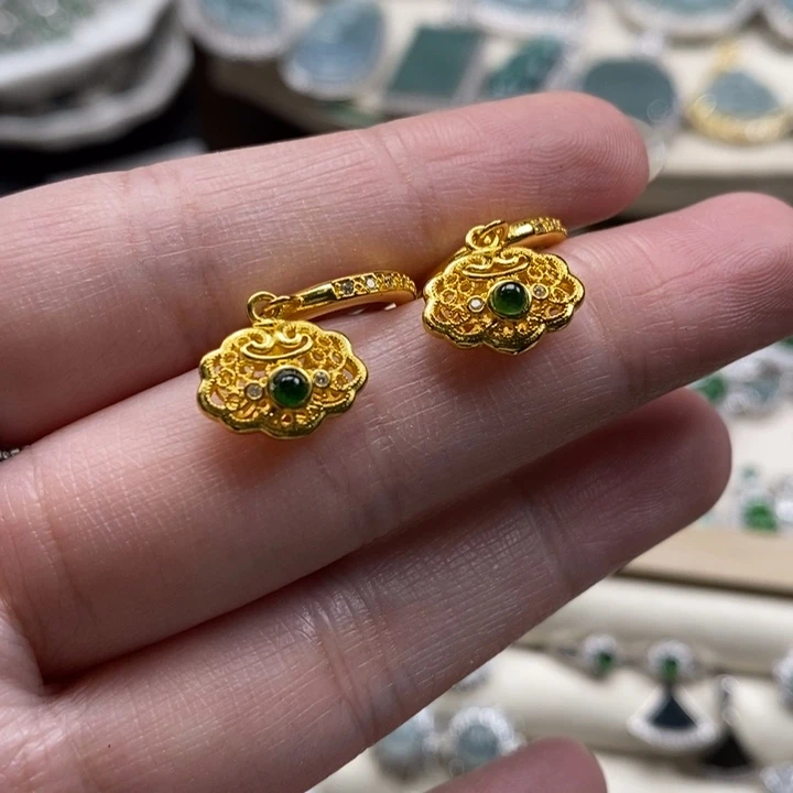 翡翠颈饰未镶嵌馨*翡翠